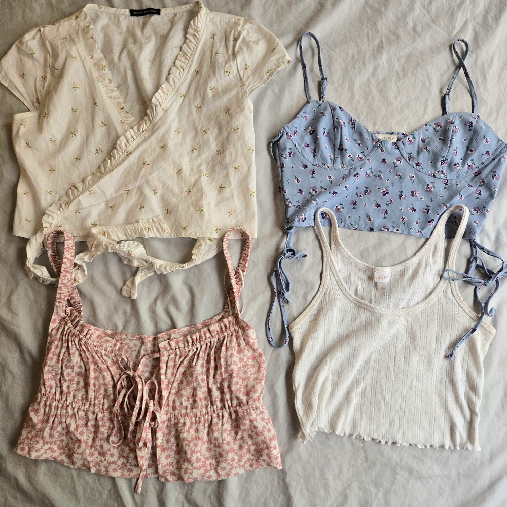 Bundle 4: Brandy Melville, LA Hearts, Colsie Crop Tops Floral Ruffle Balletcore